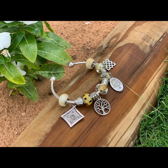 ORANGE GOLD is gorgeous - Picture 5 of 7